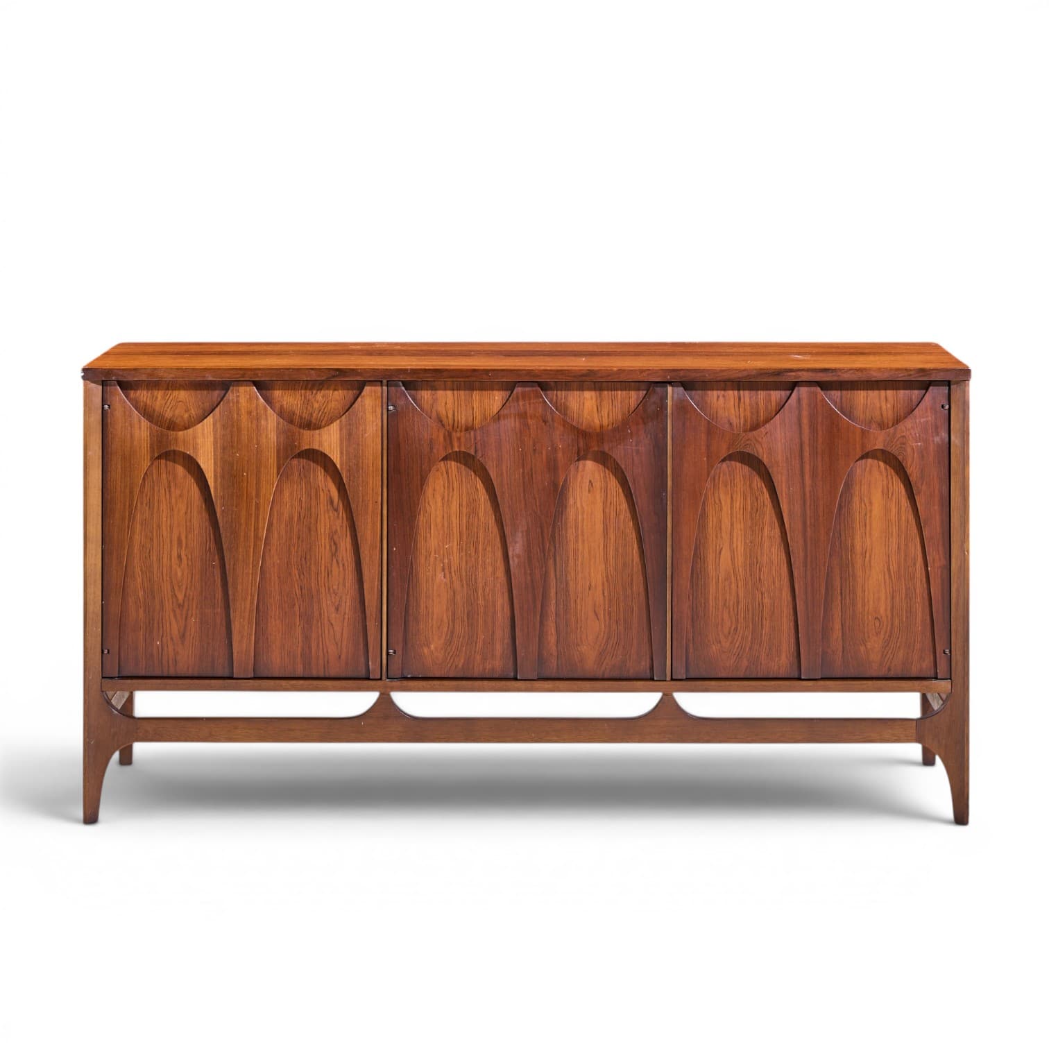 Broyhill Furniture Lenoir N C Broyhill Brasilia Rosewood Credenza - 0564 — alternate view 2