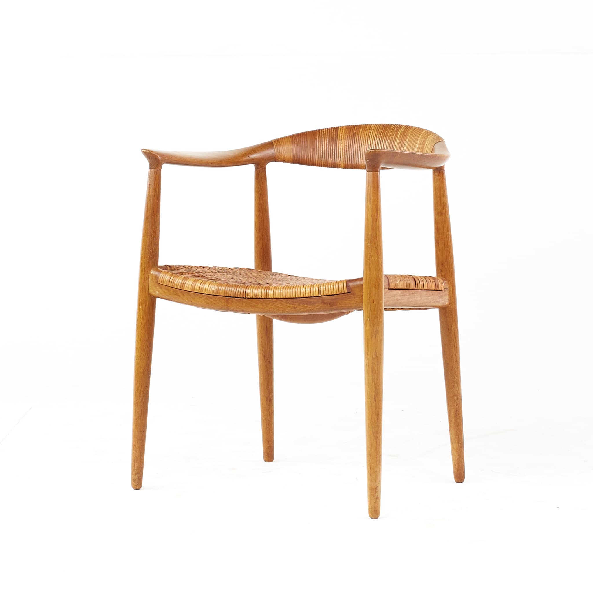 Hans Wegner JH-501 "The Chair" with a natural papercord seat