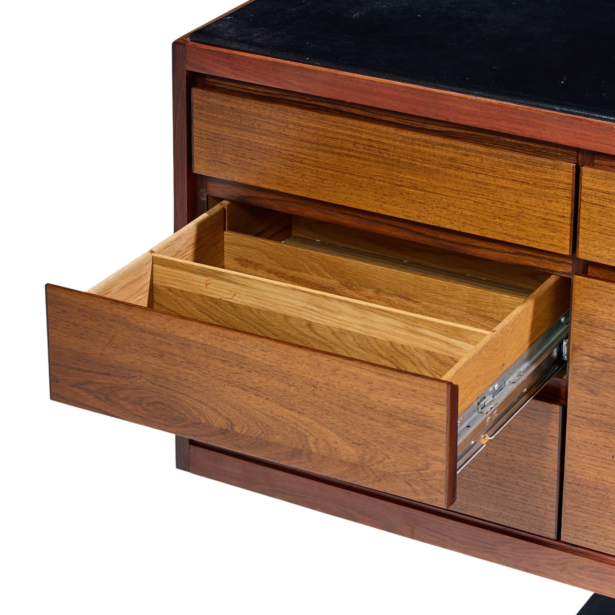 Lehigh Leopold Warren Platner For Lehigh Leopold Rosewood And Leather Top Credenza - 1483 — alternate view 6